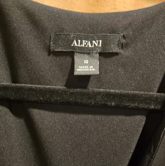 Alfani Elegant Black Floral Dress Size:10 NWT - Picture 2 of 7